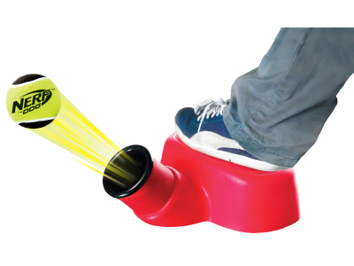 Ballkanone mit Tennisball